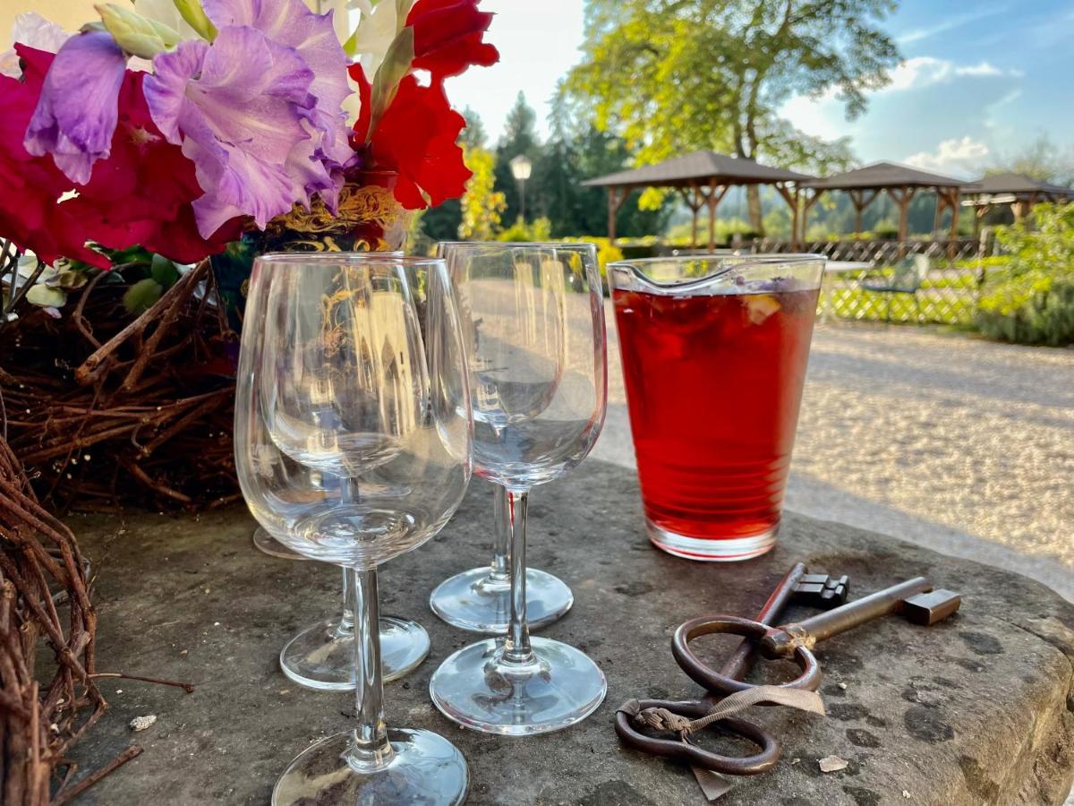 Schloss Moosburg Gaestehaus 外观 照片