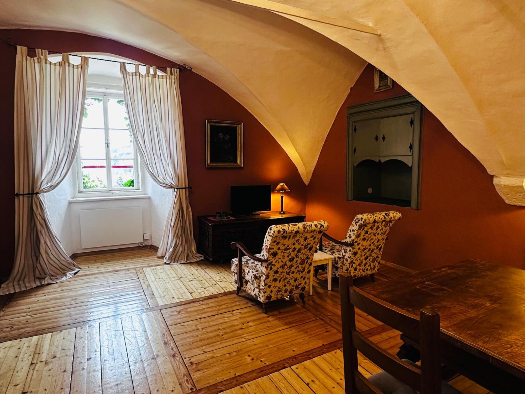 Schloss Moosburg Gaestehaus 外观 照片